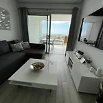 Ocean Garden Sunset - Heated Swimming Pool Free Wifi דירה