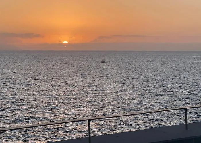 Ocean Garden Sunset - Heated Swimming Pool Free Wifi * 阿德耶